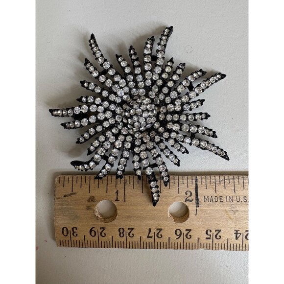 Vintage Rhinestone Black Starburst Brooch Glam Hollywood Old Money Halloween - Picture 11 of 15